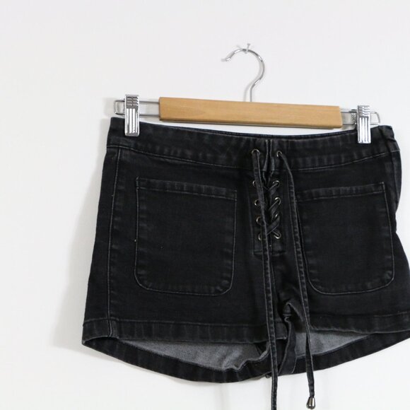 *LIRX Black Lace Up Front Denim Shorts - Picture 3 of 5